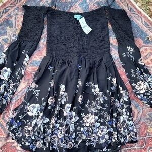Black Floral Off-Shoulder Dress By Mint Vanilla Size s